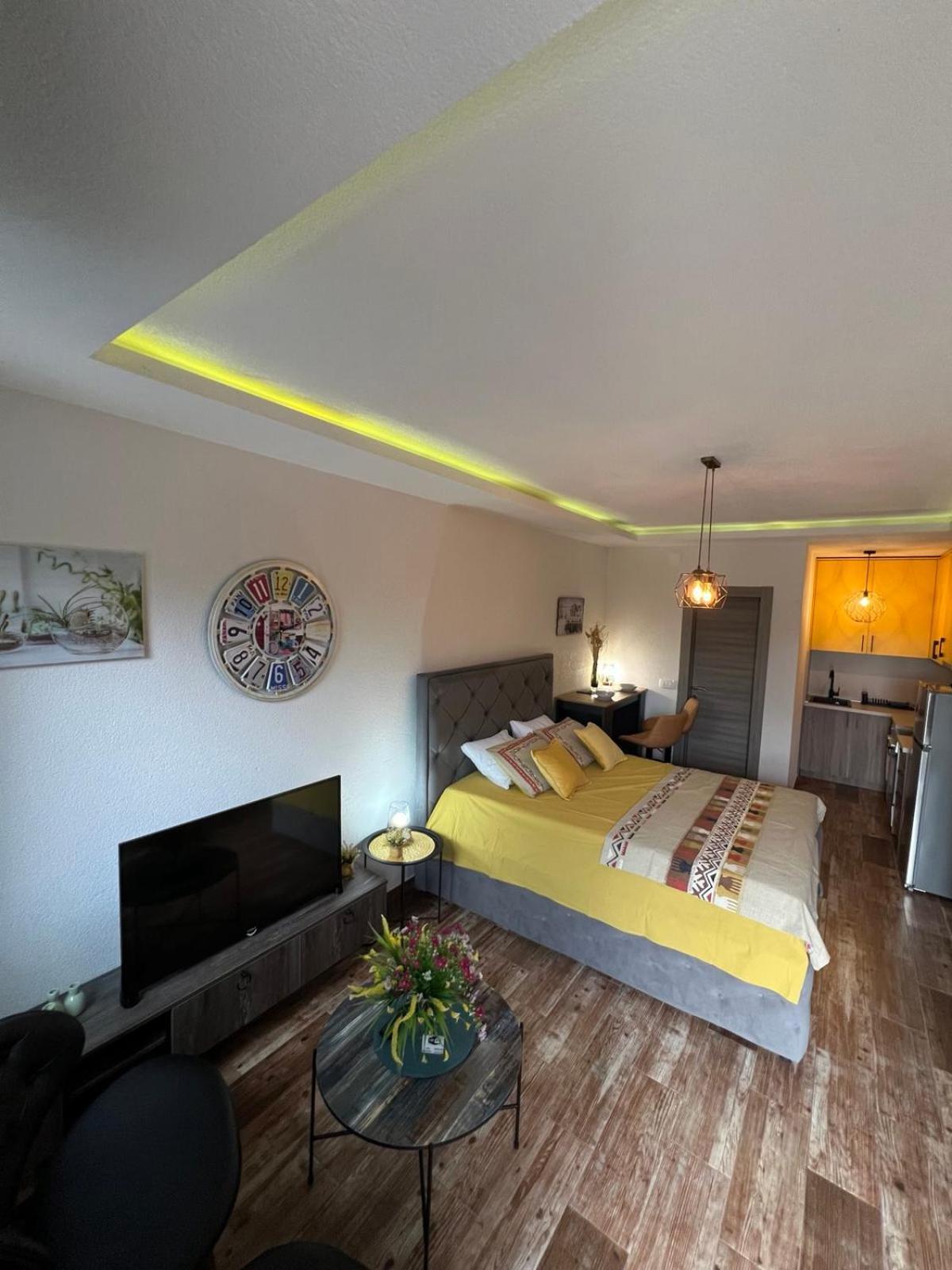 Casa Del Sole Lux Apartment Kotor Luaran gambar