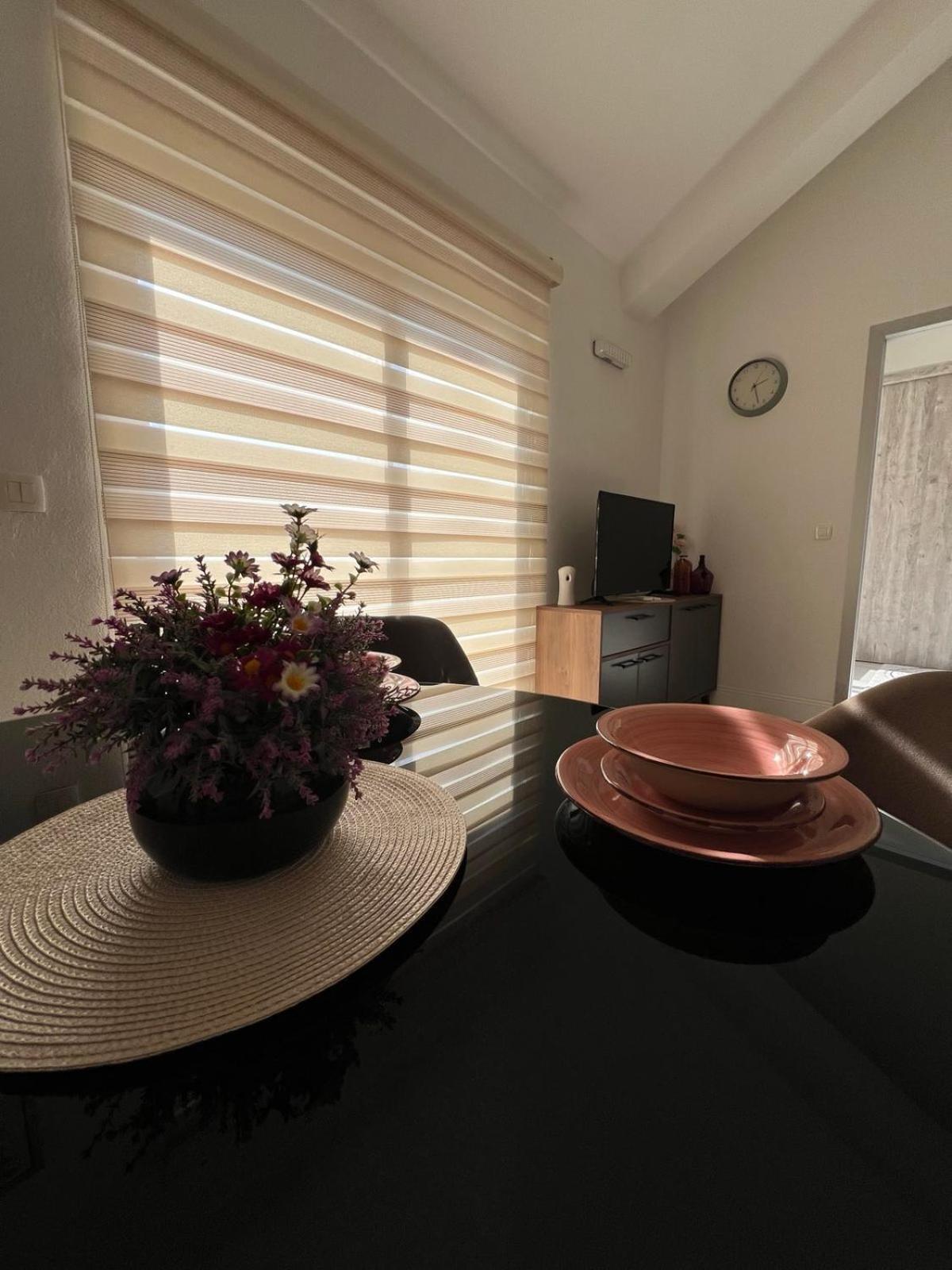 Casa Del Sole Lux Apartment Kotor Luaran gambar
