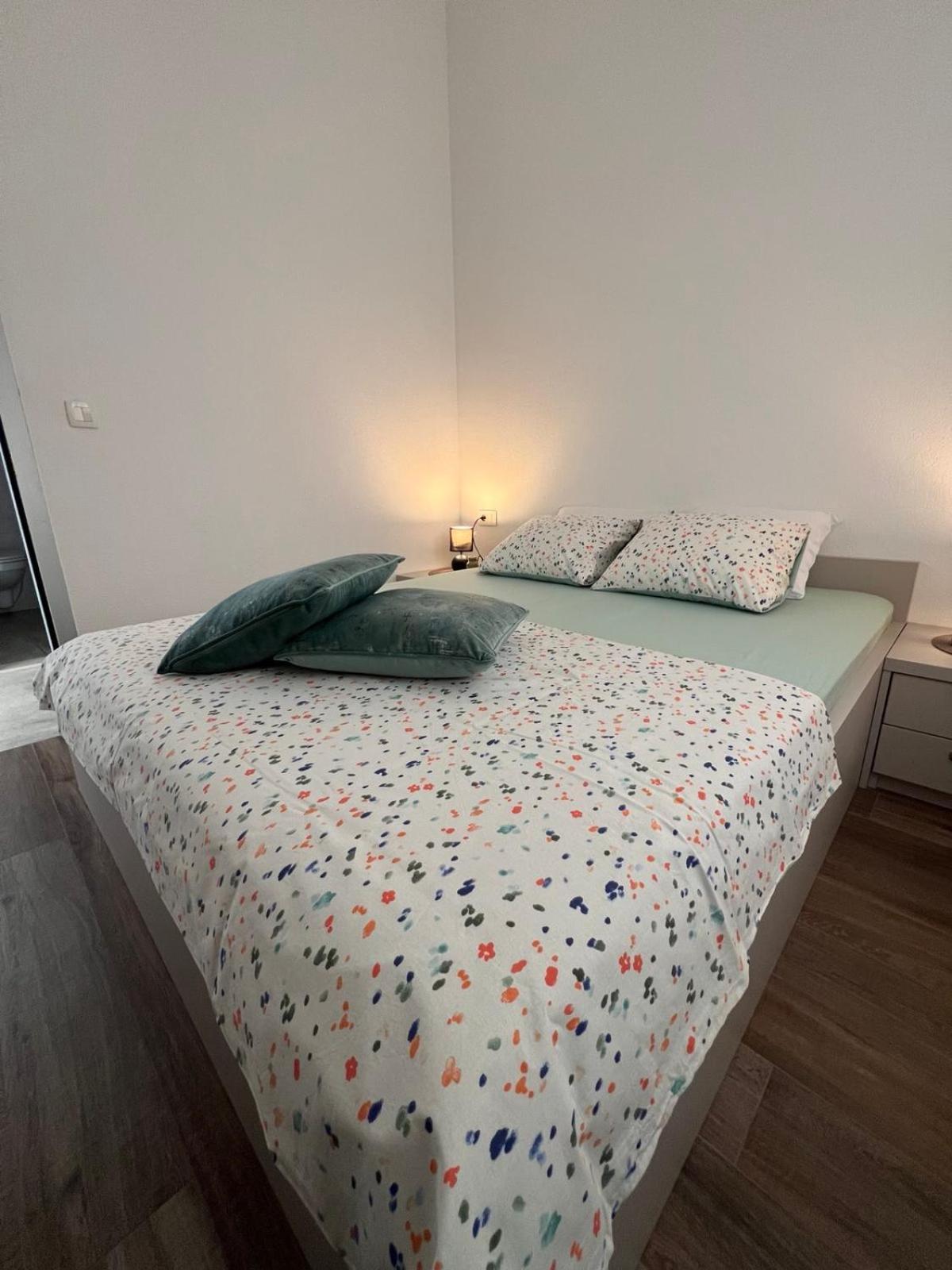 Casa Del Sole Lux Apartment Kotor Luaran gambar