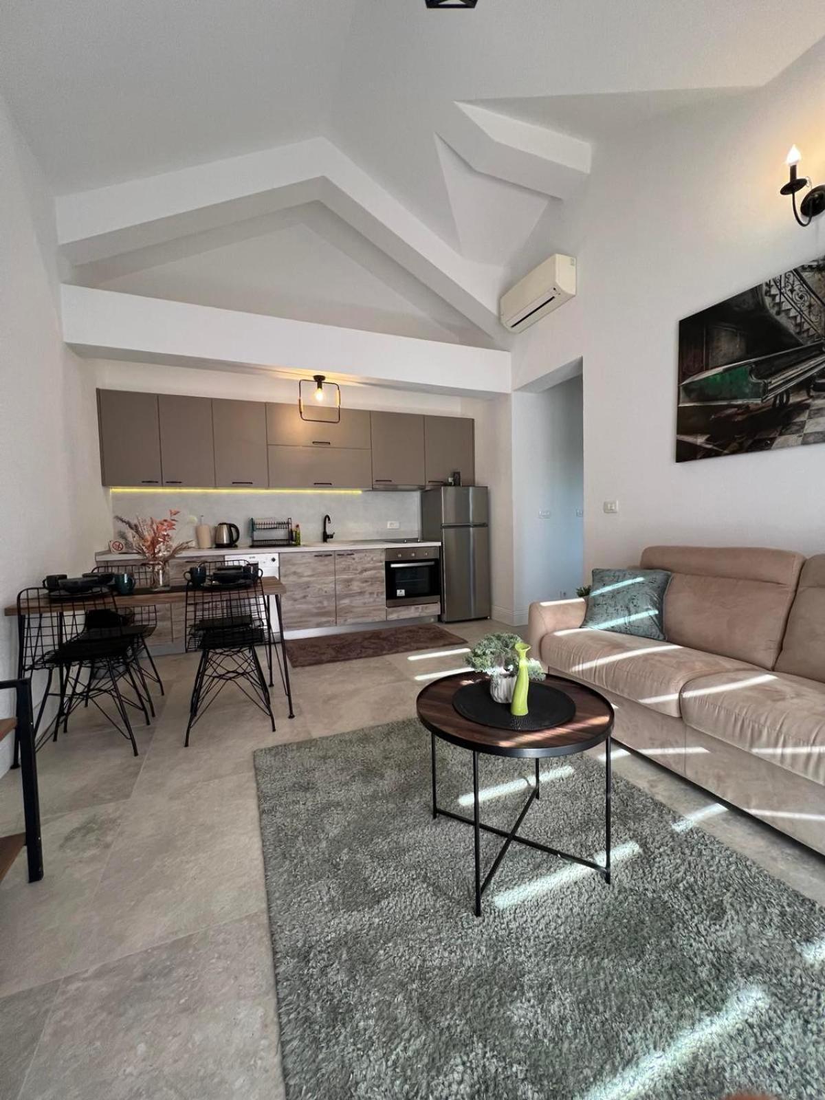 Casa Del Sole Lux Apartment Kotor Luaran gambar